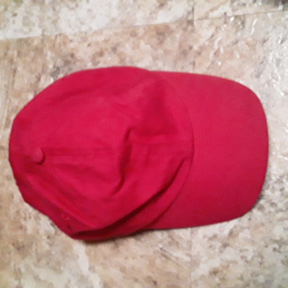 Red Cap - Picture 5 of 5